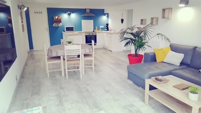 Gîte le P'tit Bassoul ouvert toute l'année Cenevieres Extérieur photo